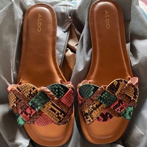 Aldo Sandals